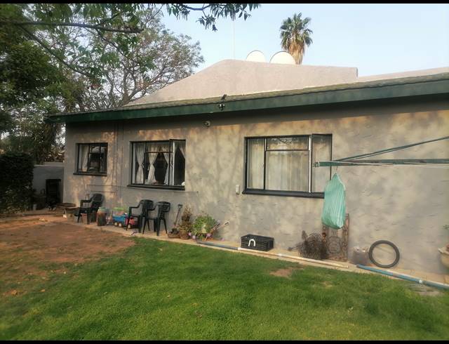 4 BEDROOM HOUSE FOR SALE IN WELGELEGEN